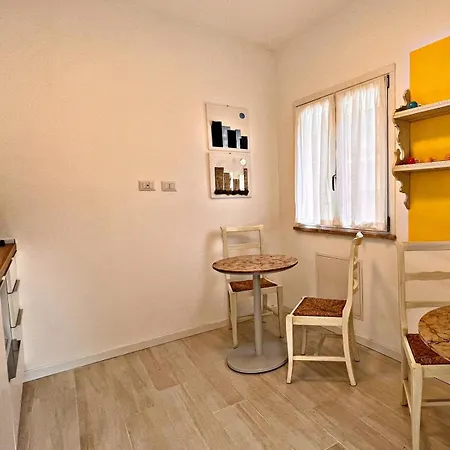 Residenza Delfina Canale Monterano